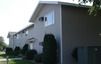 208 14th Ave NE Unit 11, Waseca, MN 56093