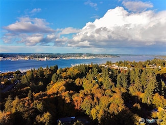 1109 Garrison Ave, Port Orchard, WA 98366