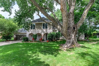 4519 Colt Dr, West Des Moines, IA 50265
