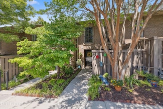 3636 Taliluna Ave Unit 406, Knoxville, TN 37919