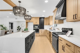 18273 Midbury St, Brea, CA 92821