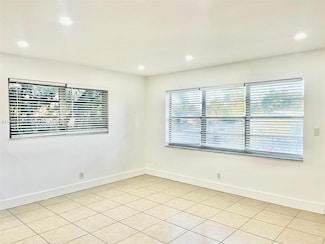 2255 SE 5th St Unit 10, Pompano Beach, FL 33062