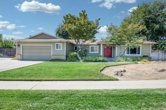2075 W Vartikian Ave, Fresno, CA 93711