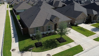 21138 Yellow Bay Dr, Cypress, TX 77433