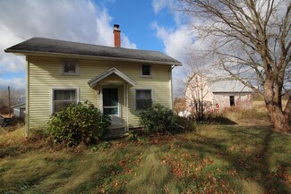 12588 S 39th St, Vicksburg, MI 49097