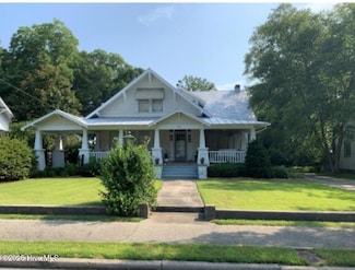 4290 Belcher St, Farmville, NC 27828