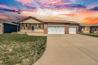 10514 W Jewell St, Wichita, KS 67209