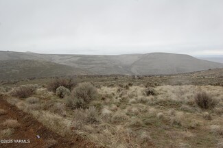 NKA Bohoskey Dr, Yakima, WA 98901