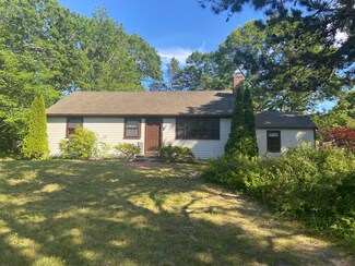 29 Debbie Ln, South Dennis, MA 02660