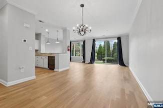 66 Lydia Dr Unit C1, West New York, NJ 07093