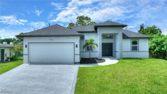 706 Coolidge Ave, Lehigh Acres, FL 33936