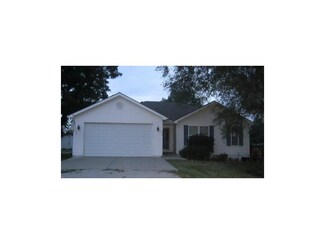 609 Locust St, Lathrop, MO 64465
