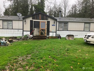 23389 Pringle St, Clear Lake, WA 98235