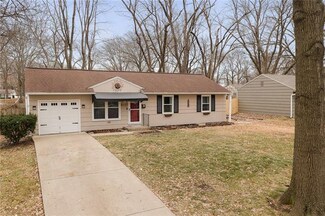8737 Larsen St, Overland Park, KS 66214