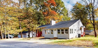 8713 Lincoln Green Dr, Kunkletown, PA 18058