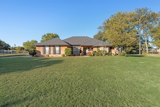 390 County Road 4929, Newark, TX 76071