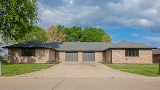 2328 Lynwood St, Morris, IL 60450