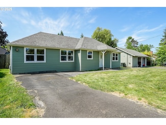 6914 SW Oak St, Portland, OR 97223