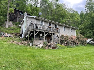 125 Parker Cove Rd, Weaverville, NC 28787