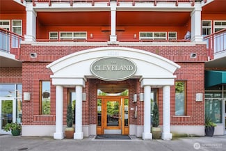 16141 Cleveland St Unit 203, Redmond, WA 98052