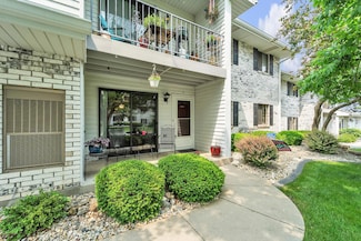 1372 30th Ave Unit 9C, Kenosha, WI 53144