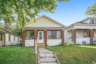 2018 Kemble Ave, South Bend, IN 46613