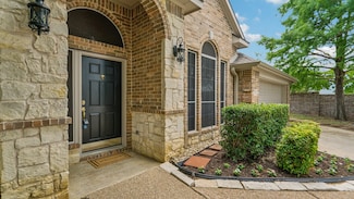 3220 Blue Jay Dr, Corinth, TX 76210