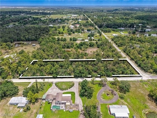 10041 Deal Rd, North Fort Myers, FL 33917