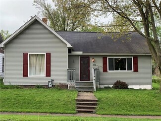 276 E Robinson St, Shreve, OH 44676