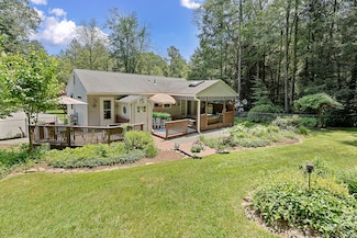 47 Little Bungee Hill Rd, Woodstock Valley, CT 06282