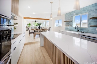1849 Vancouver Place, Honolulu, HI 96822
