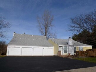3505 Whispering Brook Dr SE Unit 65, Grand Rapids, MI 49508