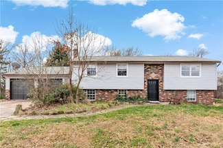 2011 Riverview Dr, Finleyville, PA 15332