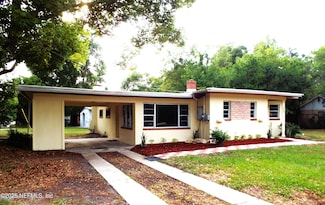 122 Husson Ave, Palatka, FL 32177