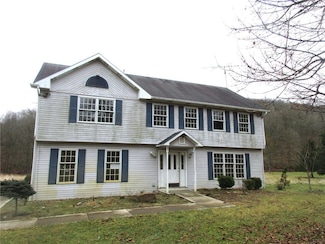 328 Chapel Hill Rd, Claysville, PA 15323