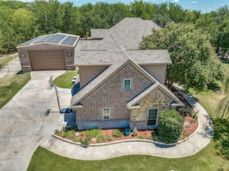 109 Antler Ridge Ct, Azle, TX 76020