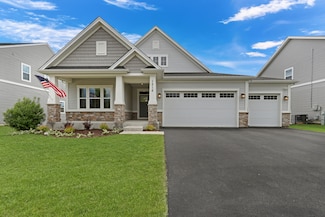 1218 White Lake Dr, Antioch, IL 60002