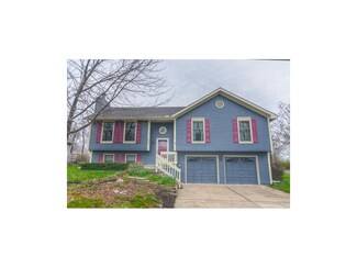 10901 N Harrison St, Kansas City, MO 64155