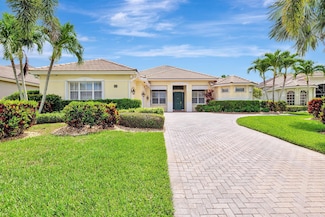 699 SW River Bend Cir, Stuart, FL 34997