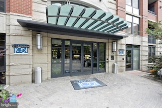 1021 N Garfield St Unit 206, Arlington, VA 22201