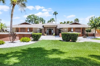 8035 Lakeside Dr, Yalaha, FL 34797