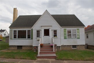 1411 Orange St, Coshocton, OH 43812