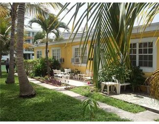 7735 Hawthorne Ave, Miami Beach, FL 33141