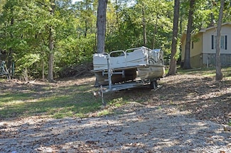 000 E Lakeshore Dr, Cherokee Village, AR 72529