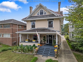 1585 Virginia St E, Charleston, WV 25311