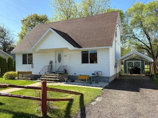 121 W Clark St, Plainfield, WI 54966