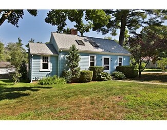 19 Long Lake Rd, Littleton, MA 01460