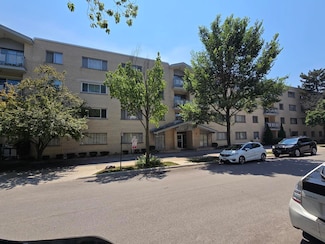 5251 Galitz St Unit 410, Skokie, IL 60077