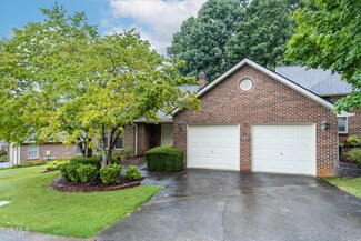 30 Sterling Cir, Johnson City, TN 37604