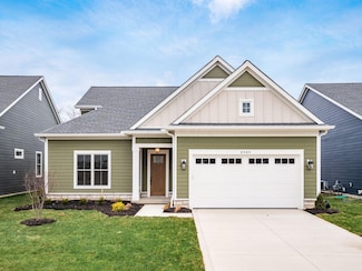 8989 Coe Dr, Plain City, OH 43064